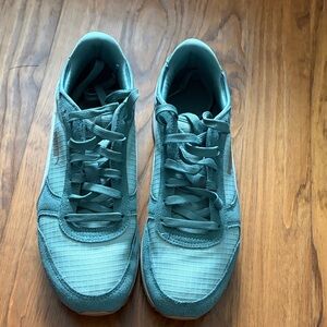 Puma Women’s Green Sneakers